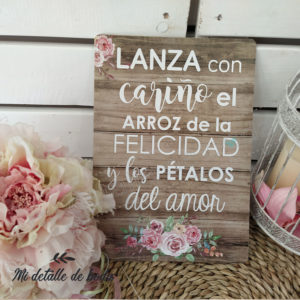 Cartel de boda: Lanza con cariño el arroz de la felicidad y los pétalos del amor